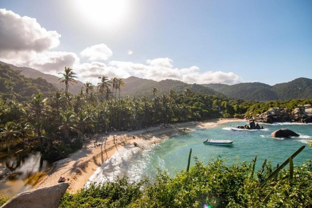 エル・ザイノ Colibri Parque Tayrona Dentro Del Parque Nacional Tayrona Bed & Breakfast エクステリア 写真