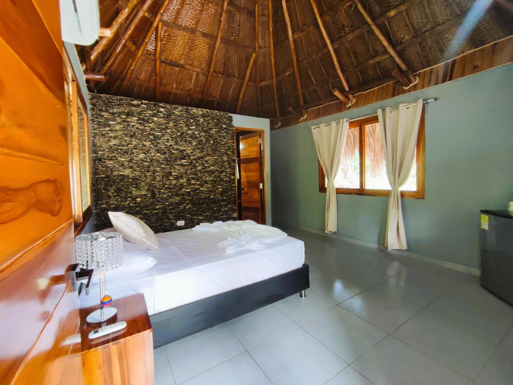 エル・ザイノ Colibri Parque Tayrona Dentro Del Parque Nacional Tayrona Bed & Breakfast エクステリア 写真