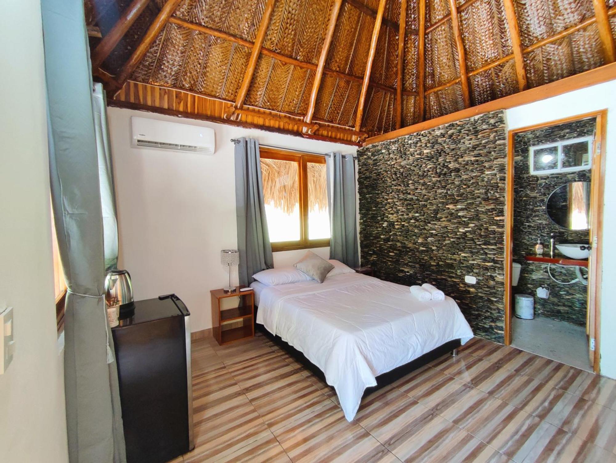エル・ザイノ Colibri Parque Tayrona Dentro Del Parque Nacional Tayrona Bed & Breakfast エクステリア 写真